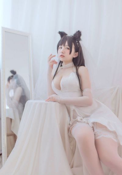 三人弄娇妻高潮3p